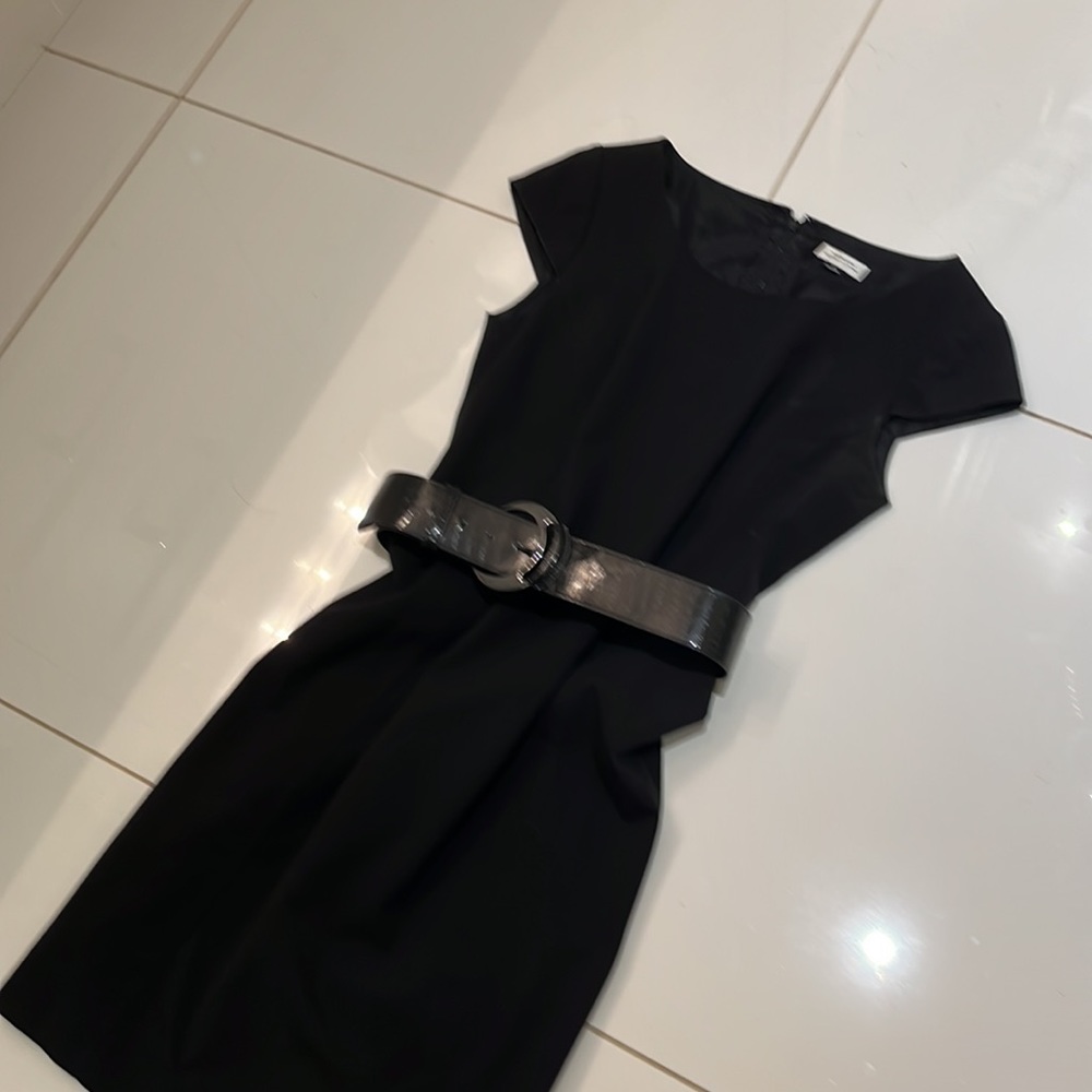 Tahari Arthur Levine Black dress